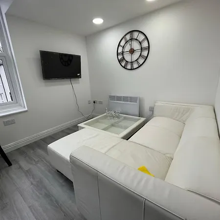 Apartment In St Denys Southampton Exterior photo