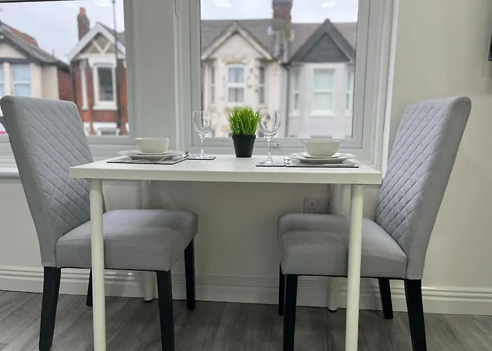Apartment In St Denys
